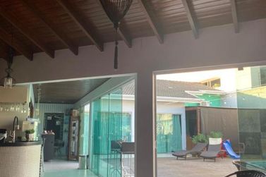 Casa &agrave; venda - 370m&sup2; - Jardim S&atilde;o Jo&atilde;o