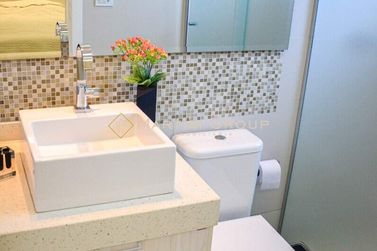 Casa &agrave; venda - 400m&sup2; - Condom&iacute;nio &Aacute;guas do Paran&aacute;