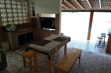 Casa &agrave; venda - 297m&sup2; - Centro