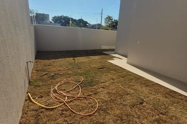 Casa &agrave; venda - 135m&sup2; - Conjunto Porto Seguro