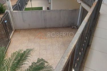 Sobrado &agrave; venda - 246m&sup2; - Jardim Igua&ccedil;u