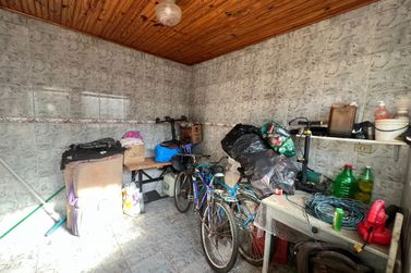 Casa &agrave; venda - 300m&sup2; - Distrito Sumar&eacute; (Sumar&eacute;)