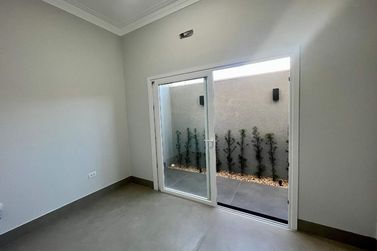 Casa &agrave; venda - 219m&sup2; - Condom&iacute;nio Parthenon