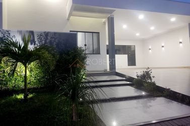 Casa &agrave; venda - 360m&sup2; - MONTE CRISTO