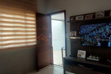 Casa &agrave; venda - 200m&sup2; - Residencial Fazenda Simone