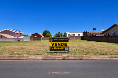 Terreno &agrave; venda - 600m&sup2; - Jardim Santos Dumont