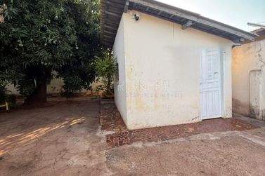 Casa &agrave; venda - 428m&sup2; - Jardim Ouro Branco