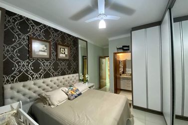Casa &agrave; venda - 150m&sup2; - Centro