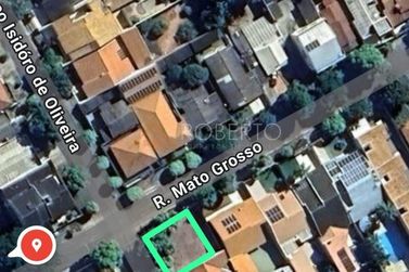 Terreno &agrave; venda - 232m&sup2; - Centro