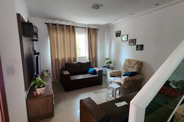 Casa &agrave; venda - 142m&sup2; - Jardim Igua&ccedil;u