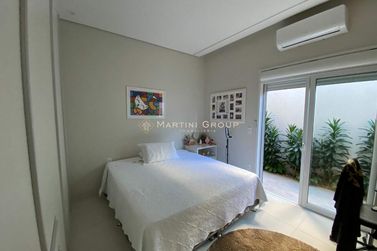 Casa &agrave; venda - 267m&sup2; - Condom&iacute;nio Flamboyant