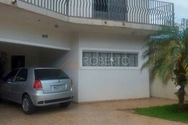 Sobrado &agrave; venda - 246m&sup2; - Jardim Igua&ccedil;u