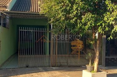 Casa &agrave; venda - 330m&sup2; - Jardim Monte Cristo
