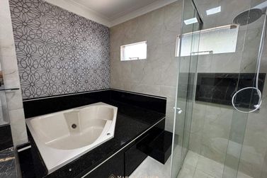 Sobrado para alugar - 306m&sup2; - Jardim Simara