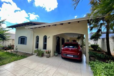 Casa &agrave; venda - 174m&sup2; - Centro