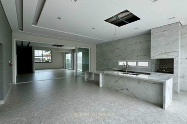 Casa &agrave; venda - 372m&sup2; - Condom&iacute;nio Mont Blanc