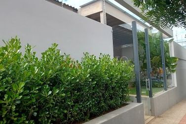 Casa &agrave; venda - 388m&sup2; - Centro