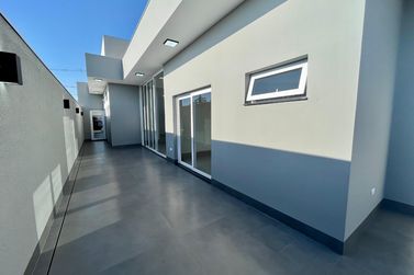 Casa &agrave; venda - 219m&sup2; - Condom&iacute;nio Parthenon