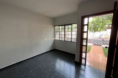 Casa &agrave; venda - 191m&sup2; - Jardim Ouro Branco