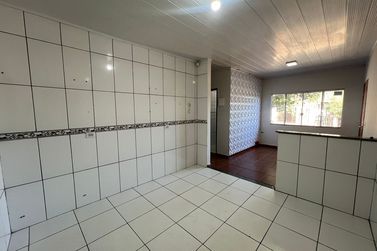 Casa &agrave; venda - 200m&sup2; - H&eacute;lio Lopes