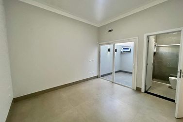 Casa &agrave; venda - 219m&sup2; - Condom&iacute;nio Parthenon