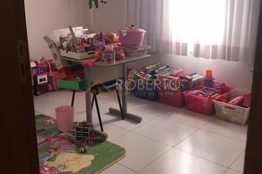 Casa &agrave; venda - 220m&sup2; - Jardim Novo Ouro Branco