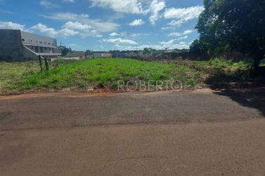 Terreno &agrave; venda - 323m&sup2; - Distrito Sumar&eacute; (Sumar&eacute;)