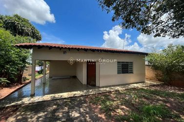 Casa &agrave; venda - 600m&sup2; - Jardim Santos Dumont