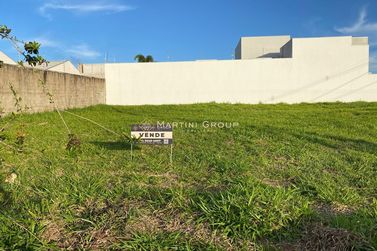 Terreno &agrave; venda - 345m&sup2; - Condom&iacute;nio Royal Park