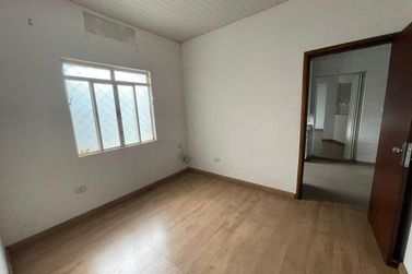 Casa &agrave; venda - Centro