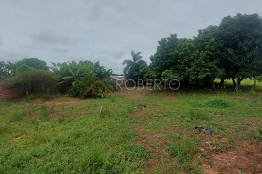 Ch&aacute;cara &agrave; venda - 2500m&sup2; - Jardim Morada do Sol