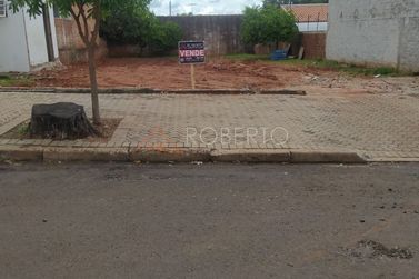 Terreno &agrave; venda - 382m&sup2; - Jardim Progresso