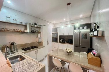 Casa &agrave; venda - 150m&sup2; - Jardim Simone