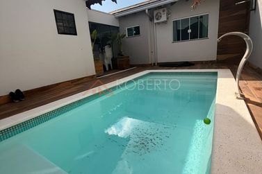 Casa &agrave; venda - 303m&sup2; - Conjunto Habitacional Sumar&eacute; (Sumar&eacute;)