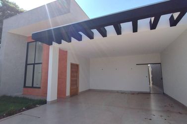 Casa &agrave; venda - 136m&sup2; - Jardim Guanabara/Novo Ouro Branco