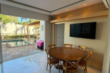 Casa &agrave; venda - 450m&sup2; - Condom&iacute;nio Green Park