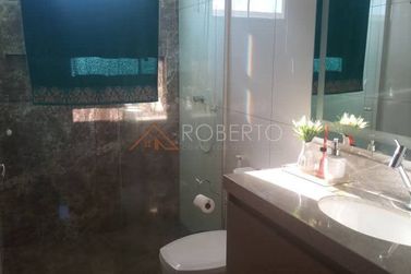 Casa &agrave; venda - 360m&sup2; - MONTE CRISTO