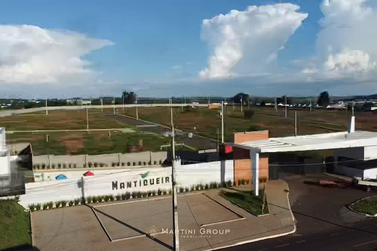 Terreno &agrave; venda - 354m&sup2; - Condom&iacute;nio Residencial Mantiqueira
