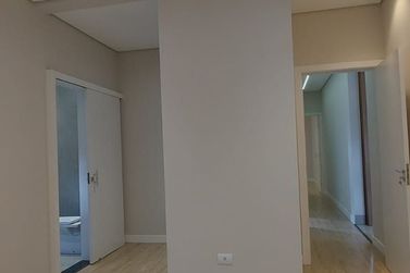 Casa &agrave; venda - 300m&sup2; - Jardim S&atilde;o Jorge