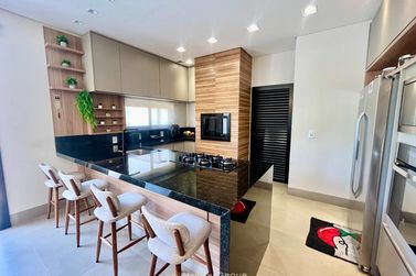 Casa &agrave; venda - 238m&sup2; - Condom&iacute;nio Green Park