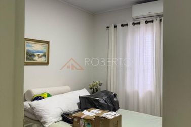 Casa &agrave; venda - 297m&sup2; - Jardim S&atilde;o Jo&atilde;o