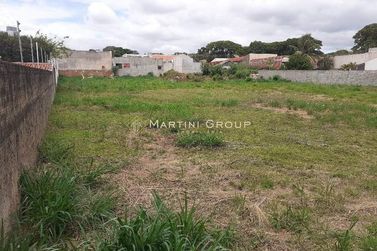 Terreno &agrave; venda - 2700m&sup2; - Jardim Maring&aacute;