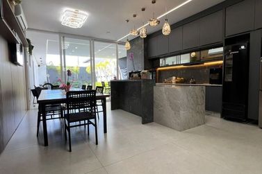 Casa &agrave; venda - 250m&sup2; - Residencial San Lorenzzo