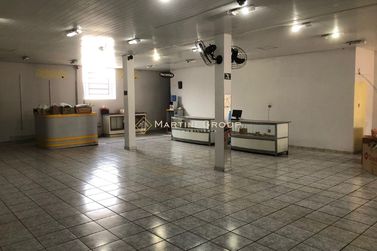 Sala Comercial para alugar - 185m&sup2; - Centro