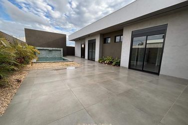 Casa &agrave; venda - 195m&sup2; - Condom&iacute;nio Parthenon