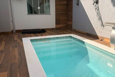 Casa &agrave; venda - 303m&sup2; - Conjunto Habitacional Sumar&eacute; (Sumar&eacute;)