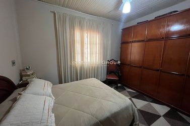 Casa &agrave; venda - 122m&sup2; - Centro