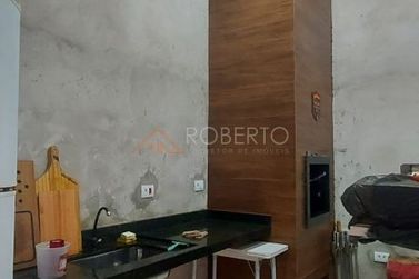 Casa &agrave; venda - 180m&sup2; - Jardim O&aacute;sis