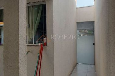 Casa &agrave; venda - 200m&sup2; - Residencial Fazenda Simone