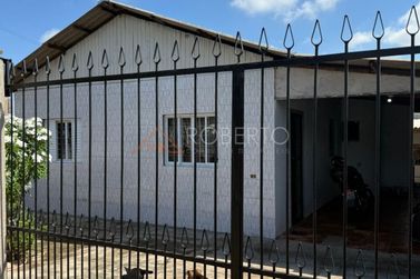 Casa &agrave; venda - 224m&sup2; - Centro